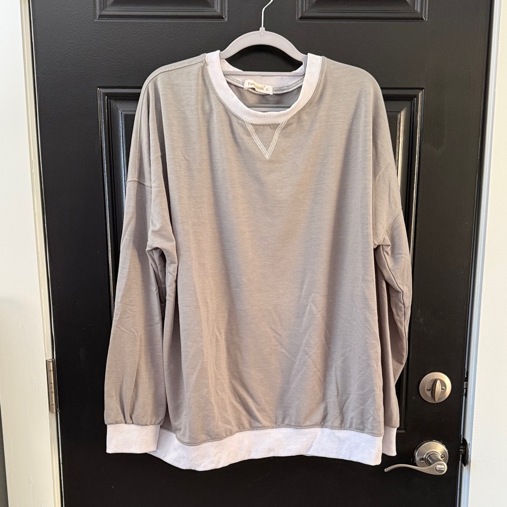 Casual Gray Women's Sweatshirt